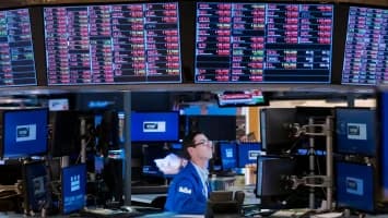 Wall Street cierra en verde, impulsado por tecnológicas y buen dato de inflación