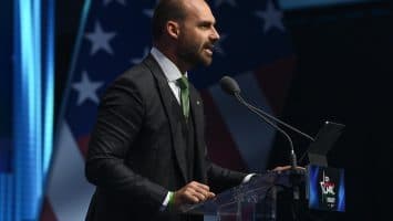 El juez instructor vota por la condena de Eduardo Bolsonaro por coacción