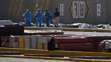 «Pagamos para ir a trabajar», así atienden los médicos en Venezuela a heridos por sismos