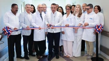 SNS inaugura primera unidad que permitirá bebés sean operados desde el vientre
