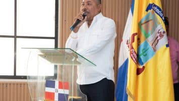 Alcaldía de Jimaní presenta proyecto de construcción de aceras y contenes por más de RD$4 MM