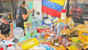Venezolanos en Ecuador recogen medicinas, ropa y alimentos para afectados por terremotos