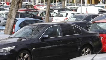 Un bebé muere dentro de un auto en plena ola de calor en Francia