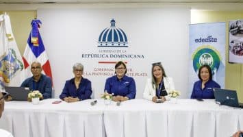 Edeeste imparte charla sobre eficiencia energética a periodistas y dueños de medios de Monte Plata