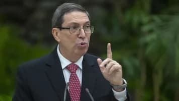Cuba denuncia “bloqueo total” de EE.UU. y lo acusa de asfixiar su economía