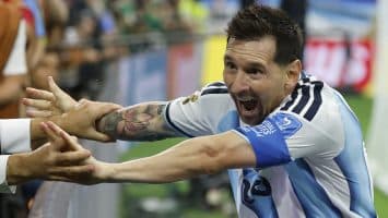 Messi volverá a ser suplente en un Mundial 20 años después