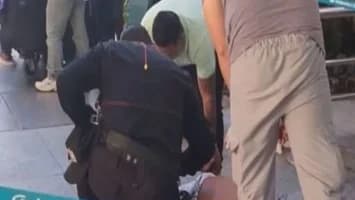 Al menos dos heridos al ser atacados a disparos en aeropuerto de Ecuador