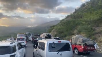 Patana se vuelca en tramo El Número de la carretera Sánchez Azua-Baní