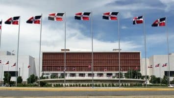 Diálogo e informe sobre reforma laboral en el «aire» a una semana de haber sido devuelta a comisión