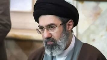 Jameneí acusa a EE. UU. de violar memorando con Irán y advierte de “lecciones inolvidables”