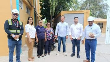 Infraestructura Escolar interviene varias Escuelas y posesiona a contratistas para su rehabilitación en Neiba y Villa Jaragua