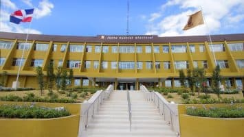 JCE llama a dominicanos en Venezuela ir a embajada para recibir asistencia