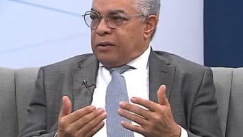 Luis Reyes afirma proyecto del Gobierno «es una reforma fiscal» que golpeará a la población