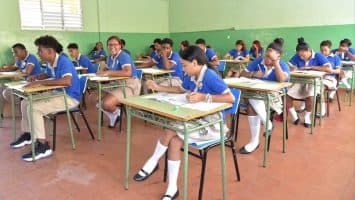 Minerd convoca a más de 111 mil estudiantes para la primera convocatoria de las Pruebas Nacionales 2026