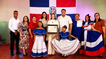Reconocen aportes de Priscila D’ Oleo a la preservación de la historia dominicana