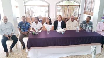 Proyecto Gonzalo Presidente juramenta en Barahona su equipo provincial