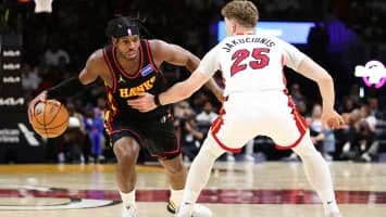 Los Hawks se quedan con Buddy Hield