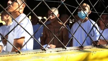 Amnistía Internacional denuncia cientos de muertes en cárceles en El Salvador