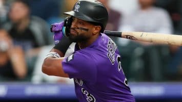 Willi Castro destroza la pelota en paliza de Rockies sobre Atléticos