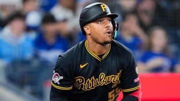 Esmerlyn Valdez, hace historia con su cuarto jonrón en igual número de juegos