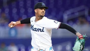 Eury Pérez dominó en su regreso con los Marlins