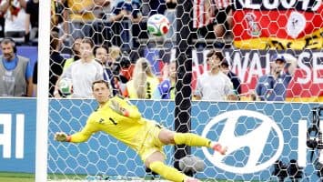 Neuer iguala el récord negativo en mundiales de fútbol