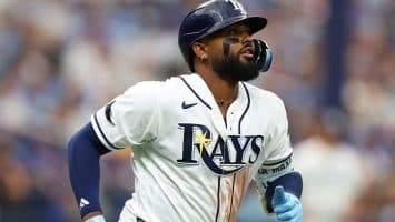 Caminero pega jonrón y remolca tres en derrota de los Rays