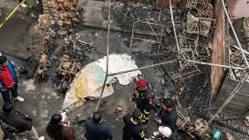 Incendio fatal deja 10 muertos en centro de Lima