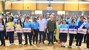 Abinader destaca desarrollo de Montecristi con el puerto de Manzanillo «es clave para el presente y futuro de la juventud»
