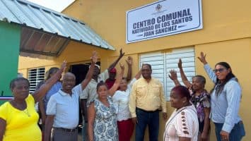 Alcalde Marcos Tavárez entrega centro comunal en la comunidad de Juan Sánchez