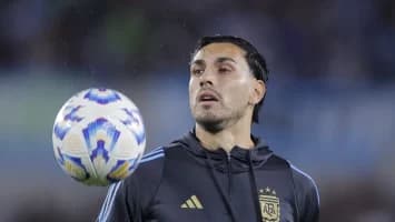 Paredes, tras clasificación de Argentina a la final: «Queda un pasito más, haremos lo mejor posible»