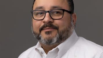 La universidad no puede enseñar el futuro con las reglas del pasado