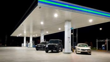 Aperturan estación de combustible y food shop Eco Petróleo “La Jirafa” en Azua