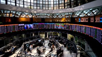 La Bolsa mexicana avanza 0,88 % contrario a mercados de EE.UU. y sube a 67.303,83 unidades