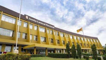 JCE aclara que reglamento de encuestas sigue vigente; dos recursos de reconsideración fueron pospuestos hasta fallo del TSE