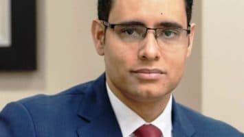 Juan Ariel Jiménez afirma que el Gobierno se endeuda más y construye menos