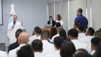 Director del SNS da la bienvenida a los nuevos residentes médicos del Hospital Ney Arias Lora