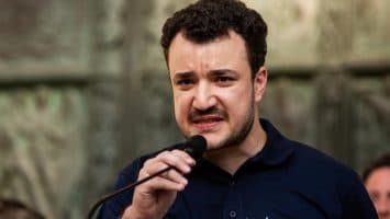 Demandan a Gobierno Trump por conspirar para intimidar y detener activistas propalestinos