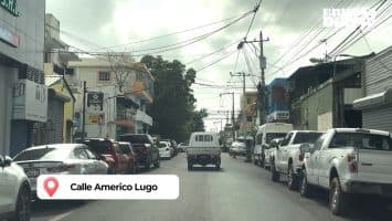 Parqueos en calles y aceras: un obstáculo para peatones y el tránsito en SD