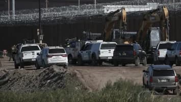 Funcionaria sufre ataque a tiros en frontera México-EEUU; su esposo muere en el lugar