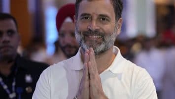 Liberan al líder opositor indio Gandhi tras ser detenido en protesta de las «cucarachas»