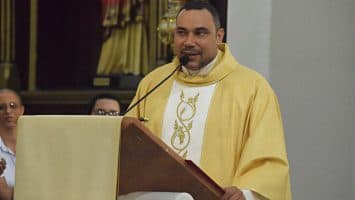 Sacerdote Regino Collado afirma que la defensa de la vida debe estar por encima de cualquier interés