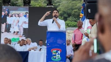 Senador Gustavo Lara destaca potencial ecoturístico de Los Cacaos en su centenario