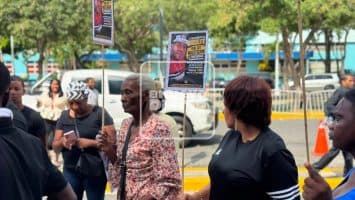 Familiares y abogado de Miguel Antonio Valenzuela solicitan a la PGR investigar su muerte