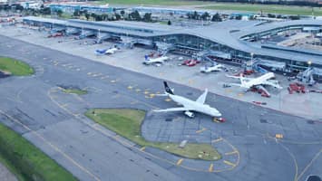 Colombia cerrará temporalmente el espacio aéreo de Bogotá por desfile del Día de la Independencia