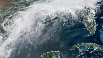 La tormenta tropical Bertha toca tierra en Luisiana, sur de EE. UU.