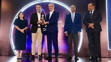 Grupo Rensa Solar obtiene galardón a la mejor empresa de energía del año