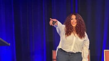 Julie Veloz, la dominicana que impulsa el liderazgo femenino a nivel global, es nominada a Viva la Mujer Awards 2026