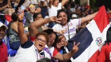 Islas Vírgenes y Cuba triunfan en jornada matutina de softbol de JCC 2026
