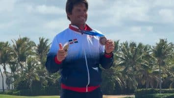 Willy Pumarol consigue histórico bronce para el golf dominicano